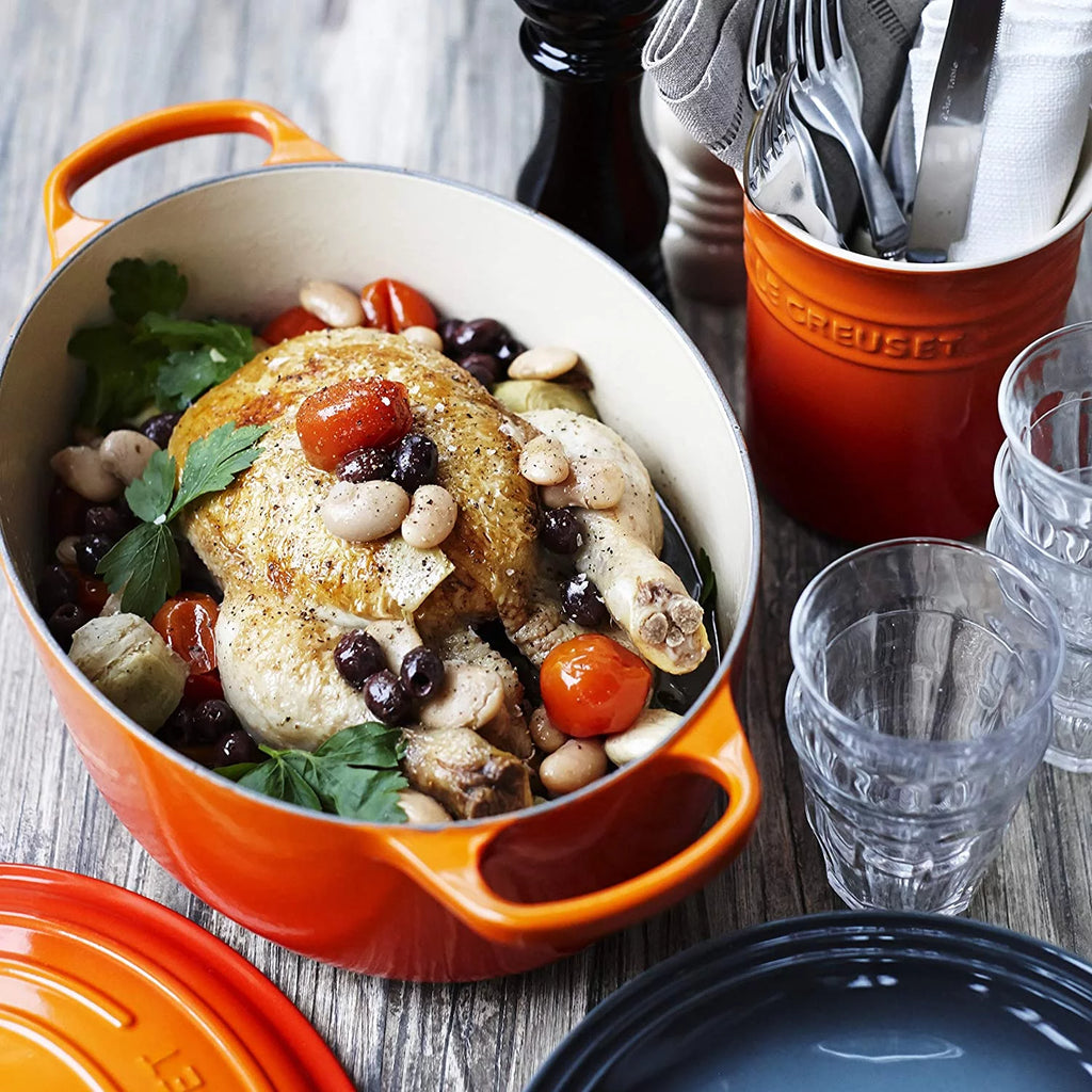 5 qt. Oval Dutch Oven Q9654