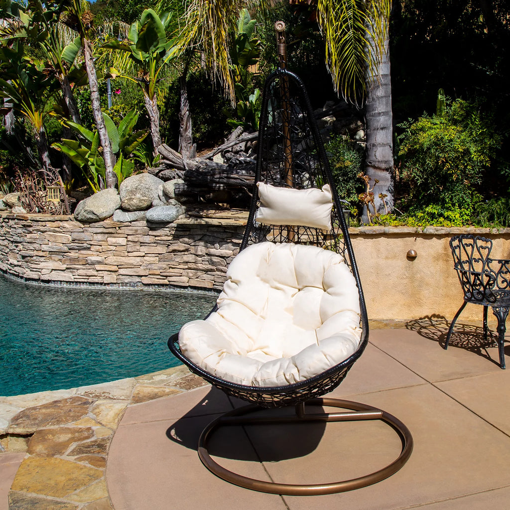 Outdoor Wicker Half Moon Swing Lounge Chair with Mat F43083