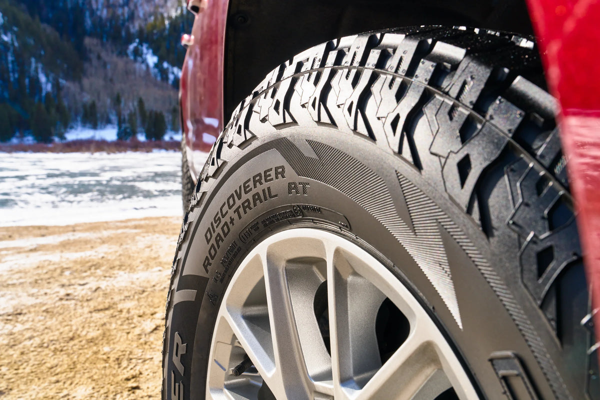 255/55R20 110V All-Terrain Tire S722058