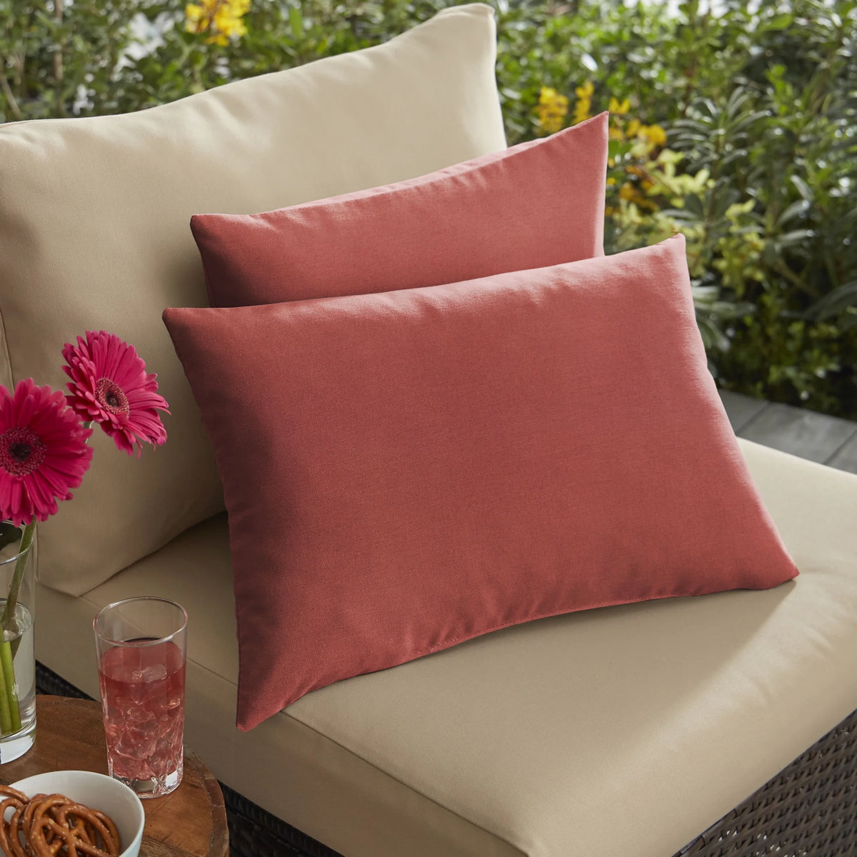 Set of 2 Orange Indoor and Outdoor Throw Pillows G310218