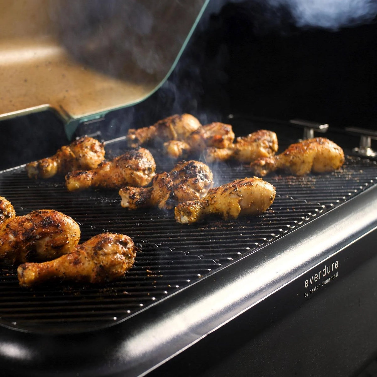 Graphite 3-Burner Propane Gas Grill with Stand U38477