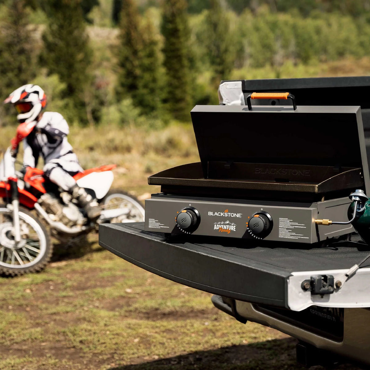 2-Burner Propane Griddle with Hard Cover I970104
